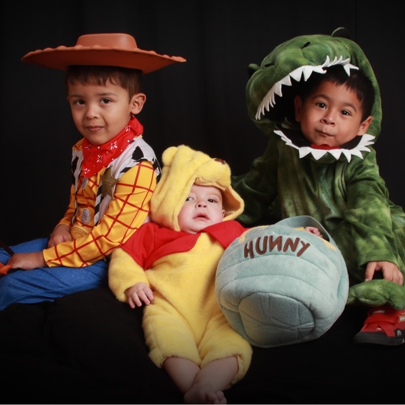 Meet your Posher, Maleena - Picture 2 of 3